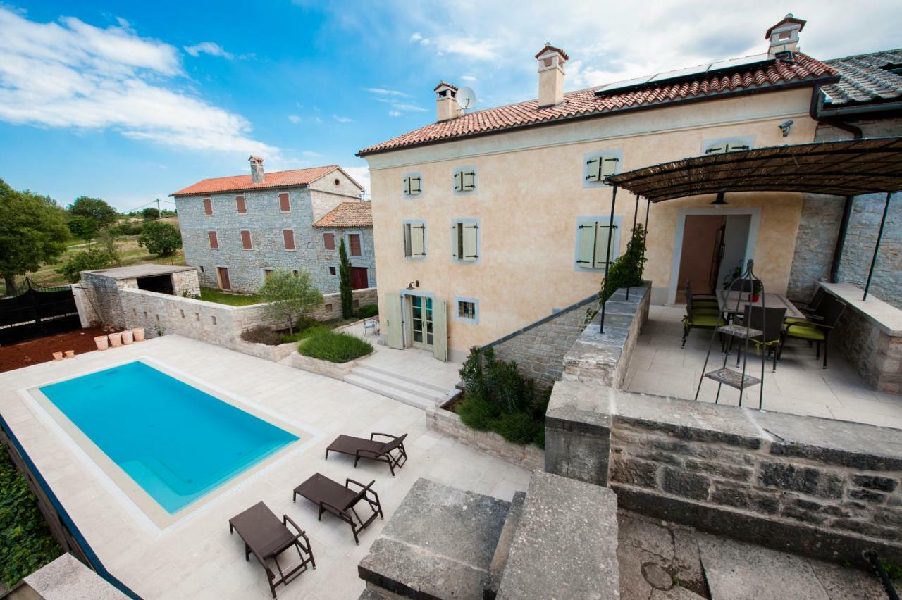 Villa Tona Višnjan Exteriér fotografie